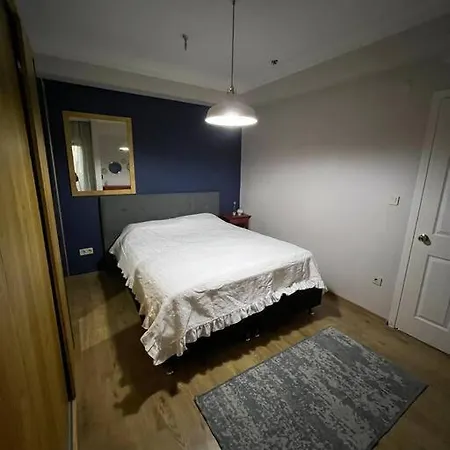 Bosphorus Waterfront Flat, Cengelkoey Apartment Istanbul