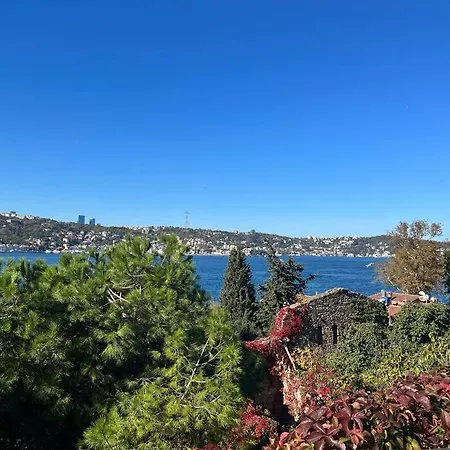Apartment Bosphorus Waterfront Flat, Cengelkoey *